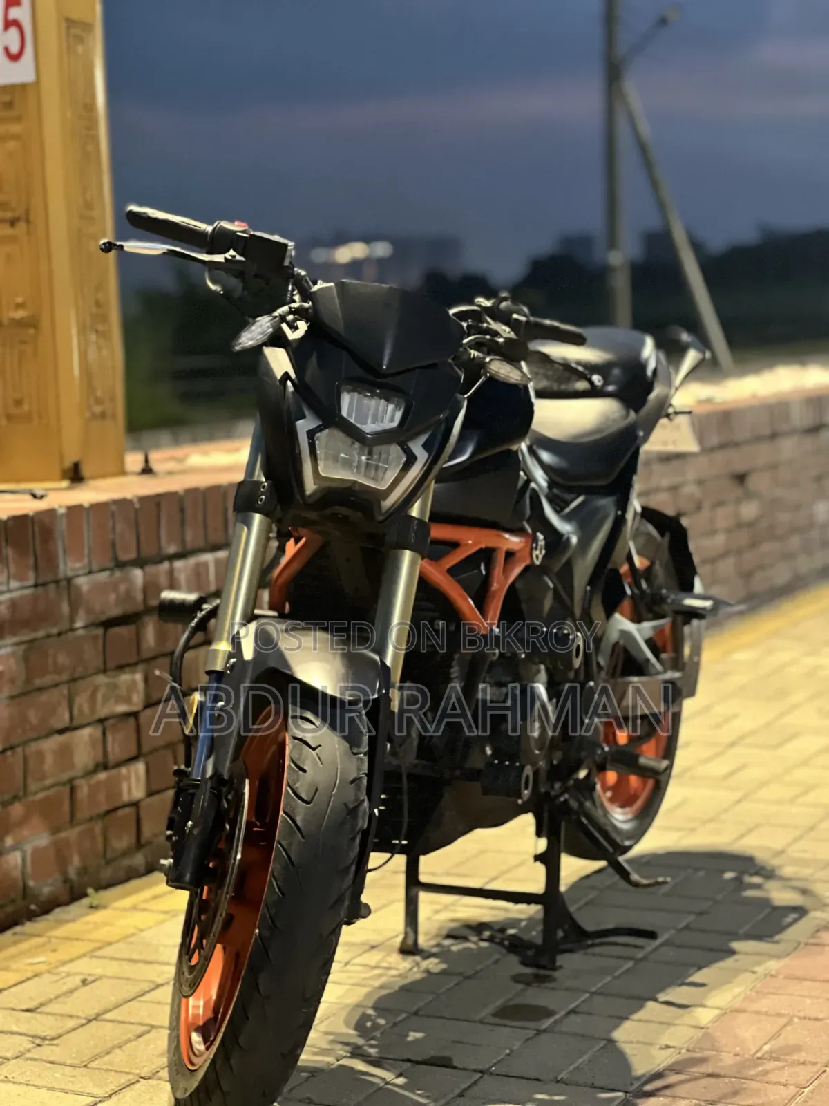 Runner Bolt 165R 2023 Black