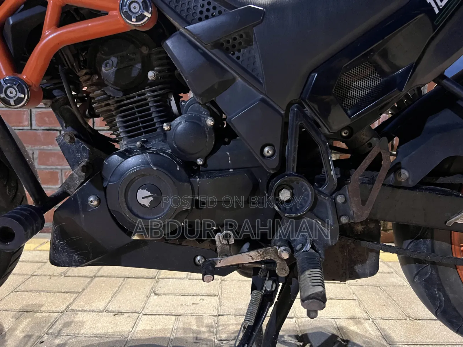 Runner Bolt 165R 2023 Black