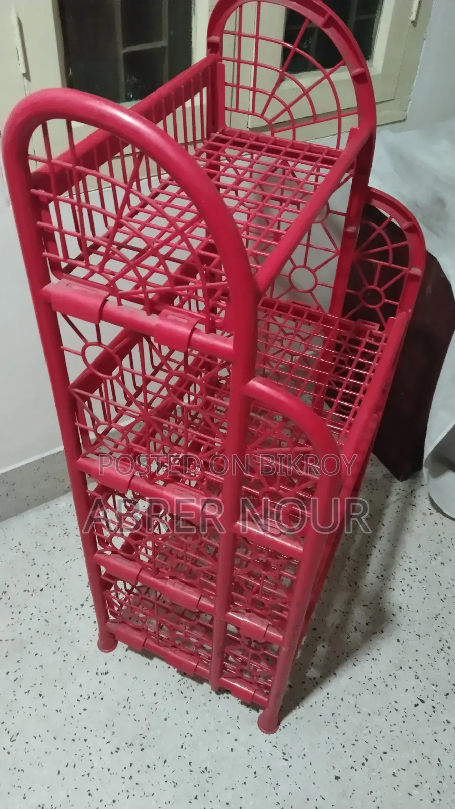 Small plate rack for the kitchen