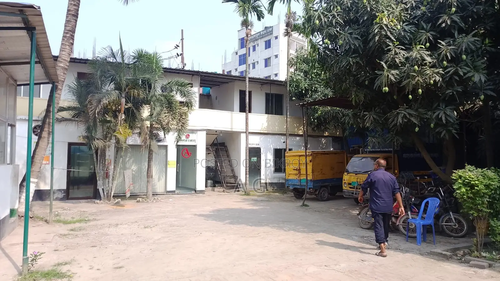 ভাড়ার জন্য ৩০,০০০ বর্গফুটের জায়গা উপলব্ধ