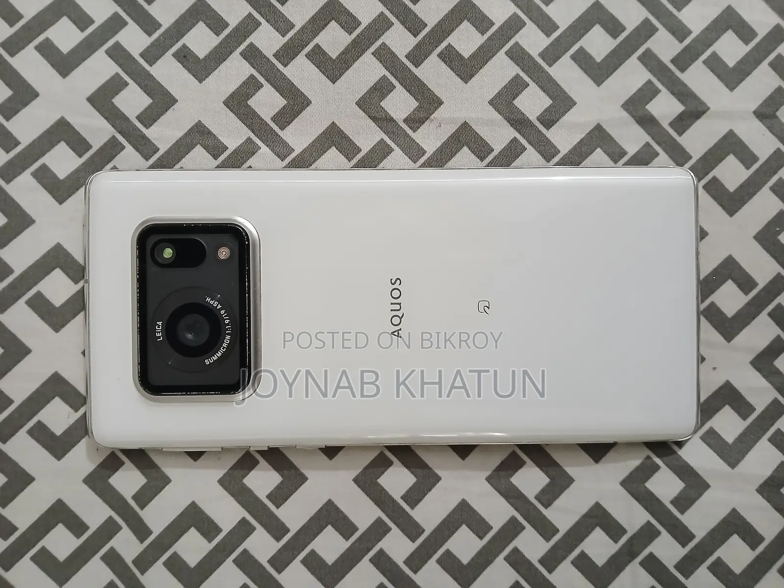 Sharp Aquos R6 128 GB White