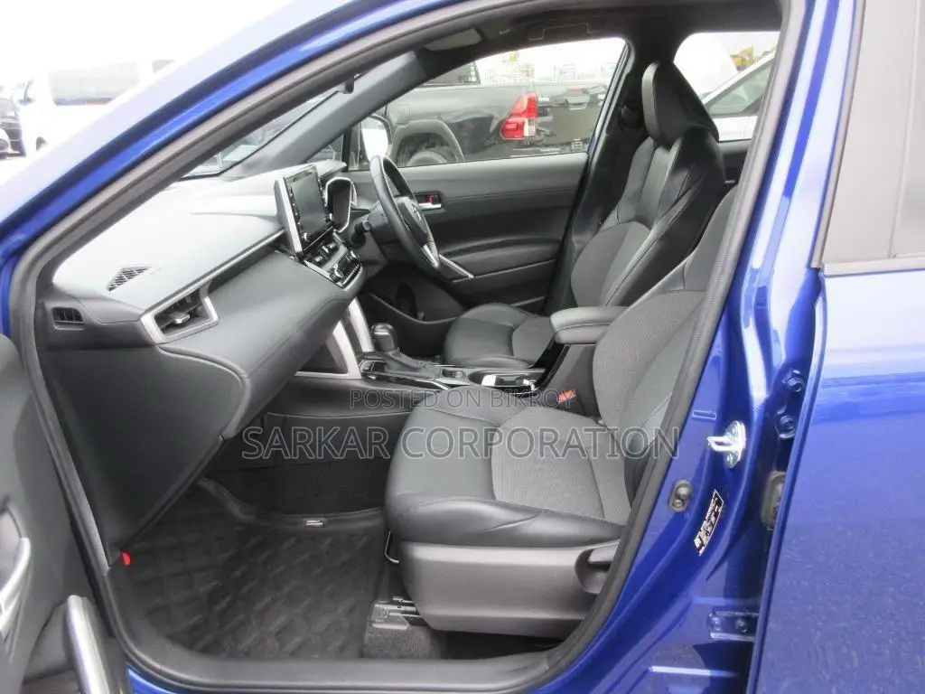 Toyota Corolla Cross 1.8 Hybrid FWD 2021 Blue