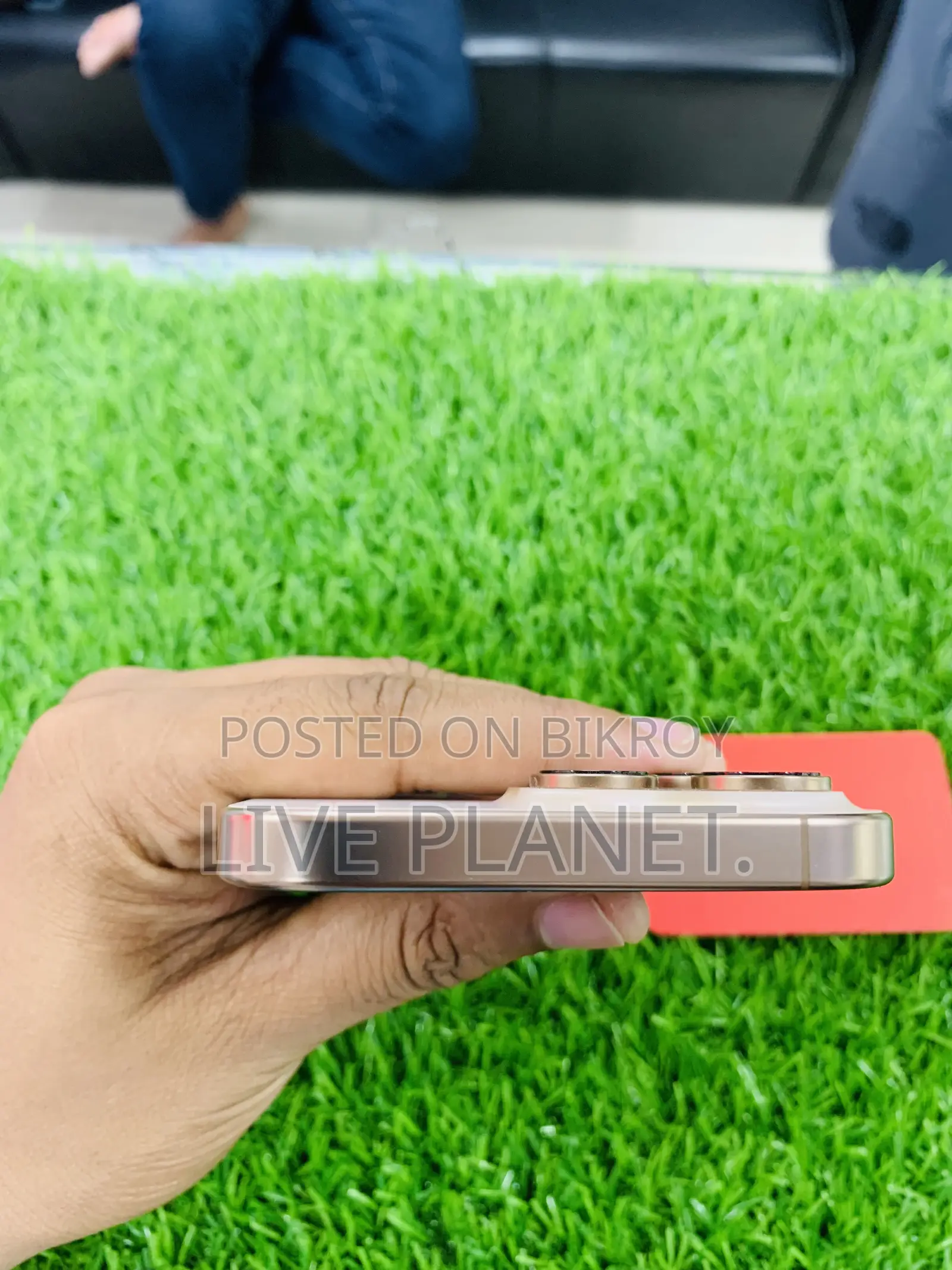 অ্যাপল আইফোন ১৬ প্রো ম্যাক্স ২৫৬ জিবি গোল্ড
