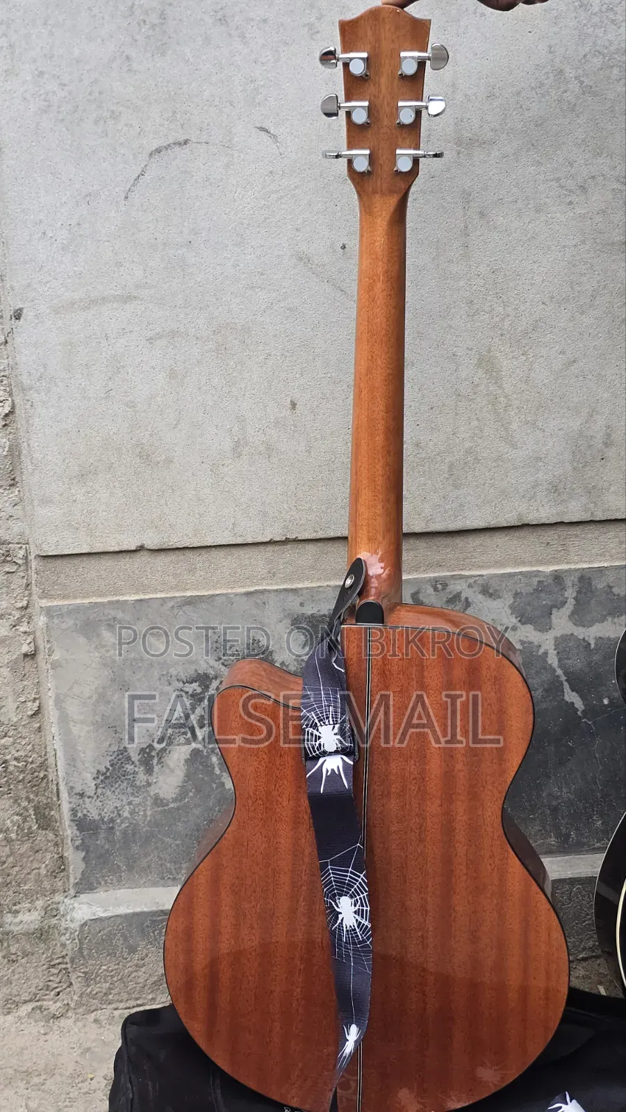 ডিভাইসার অ্যাকৌস্টিক গিটার এল-৭২০বি-এন – বিক্রয় হবে