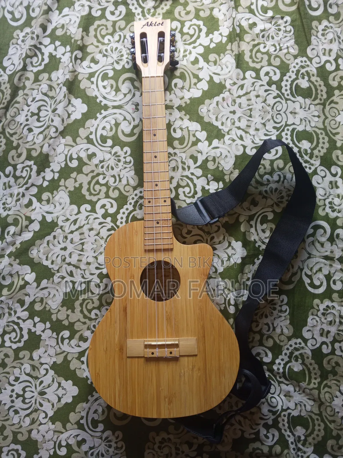 একেলট সলিড ব্যাম্বু ইউকুলেল