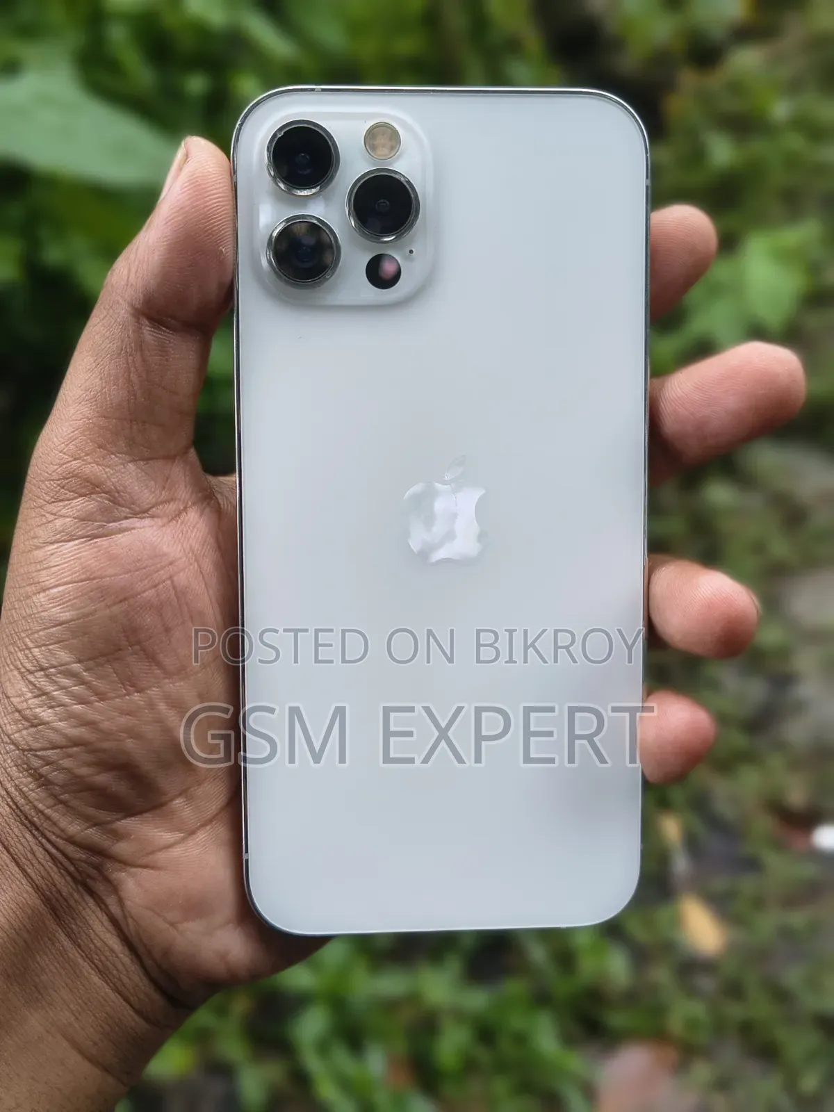 অ্যাপল আইফোন ১২ প্রো ১২৮ জিবি হোয়াইট