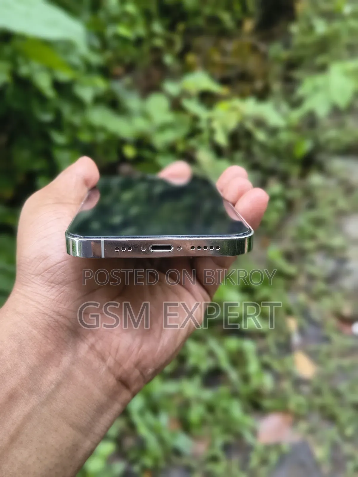 অ্যাপল আইফোন ১২ প্রো ১২৮ জিবি হোয়াইট