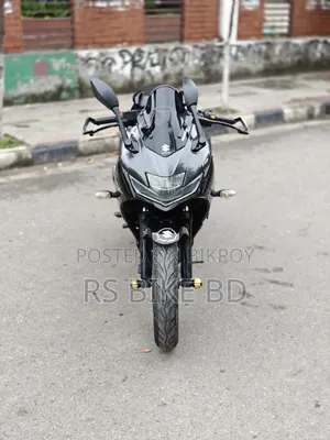 সুজুকি জিক্সার এসএফ ২০২২ কালো