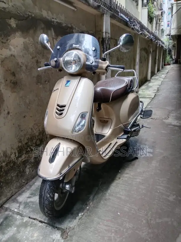 Vespa 150 GL 2018 Beige