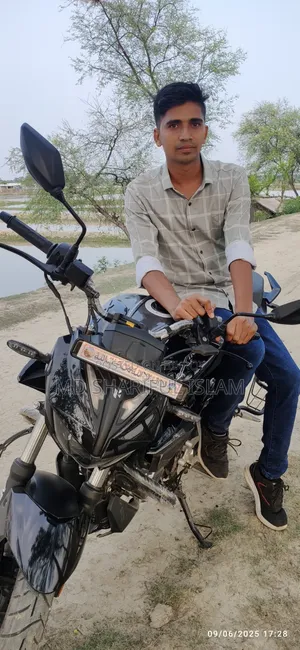 Hero Xtreme 125R 2025 Black