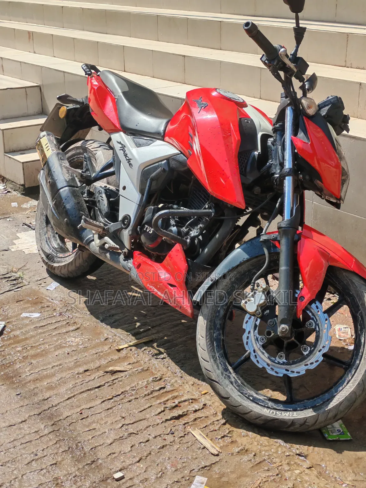 TVS Apache RTR 160 4V 2021 Red