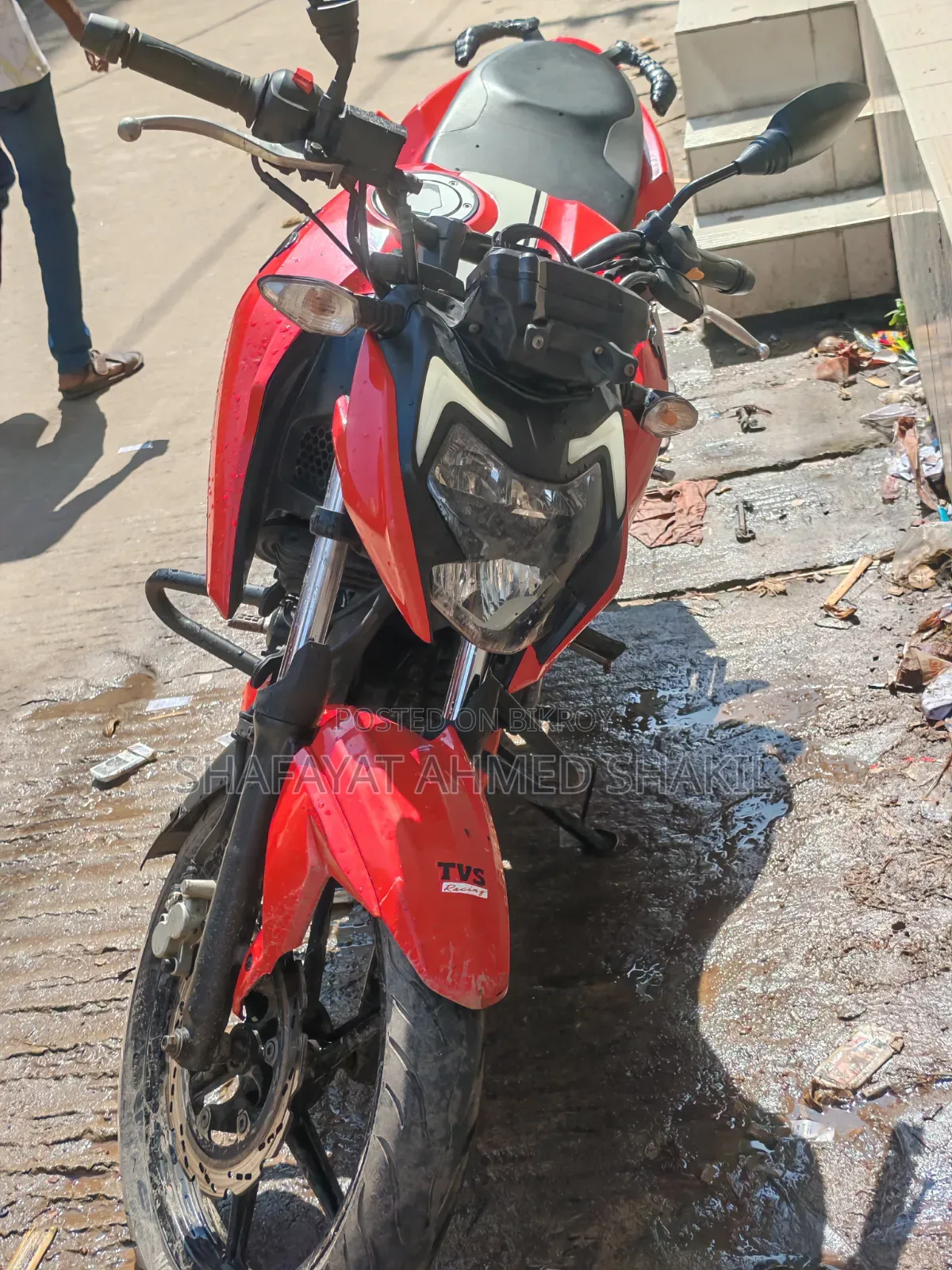 TVS Apache RTR 160 4V 2021 Red