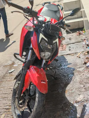 TVS Apache RTR 160 4V 2021 Red