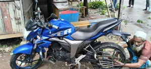 সুজুকি জিক্সার ২০১৮ ব্লু