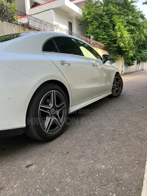 Mercedes-Benz 200 2022 White