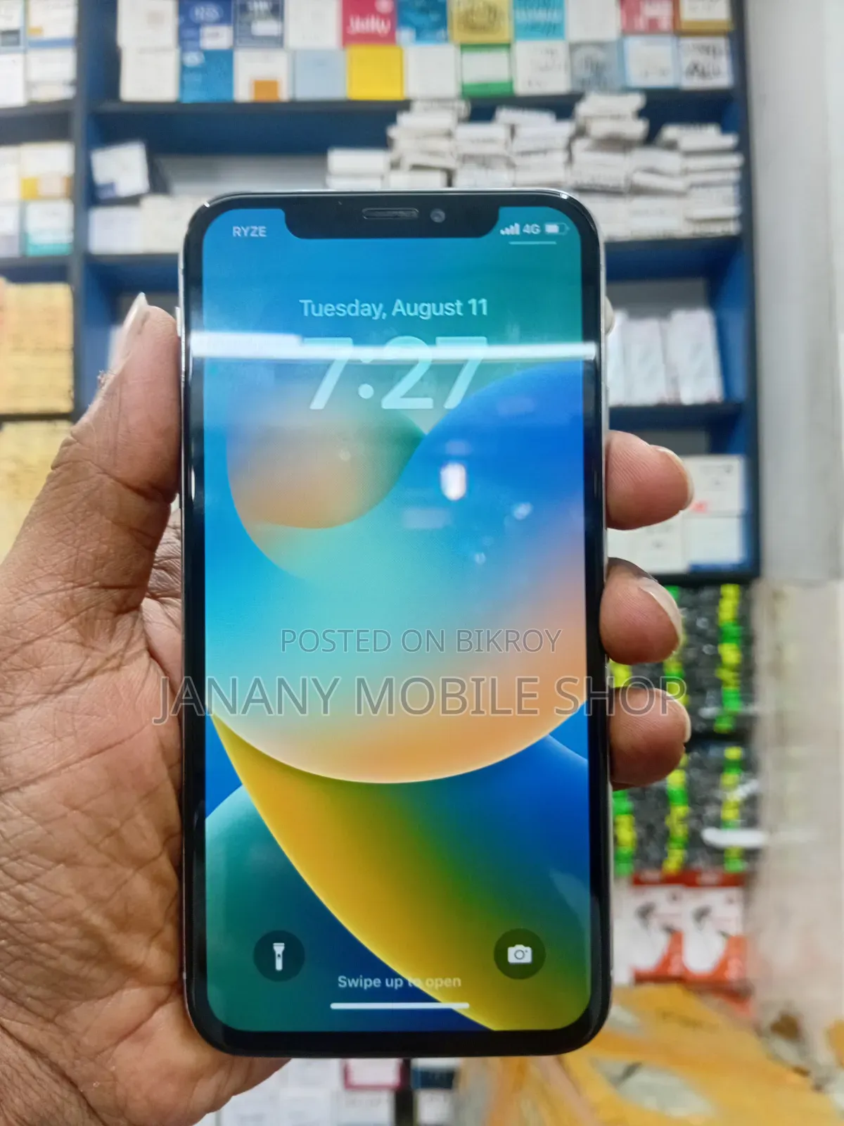 Apple iPhone X 64 GB White