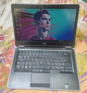 Laptop Dell Latitude E7470 8GB Intel Core I5 HDD 1TB