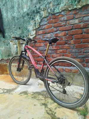 জরুরী বিক্রি, উভয়ই রানিং কন্ডিশনে এবং চালানোর জন্য সম্পূর্ণ প্রস্তুত।