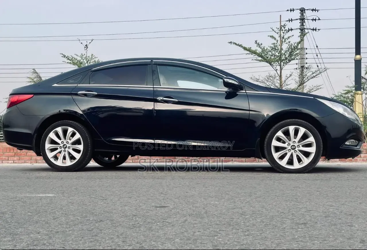 Hyundai Sonata 2012 Black