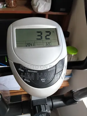 Cross Trainer