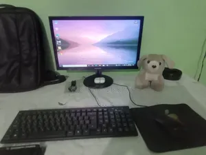 Desktop Computer 4GB Intel Pentium SSD 128GB