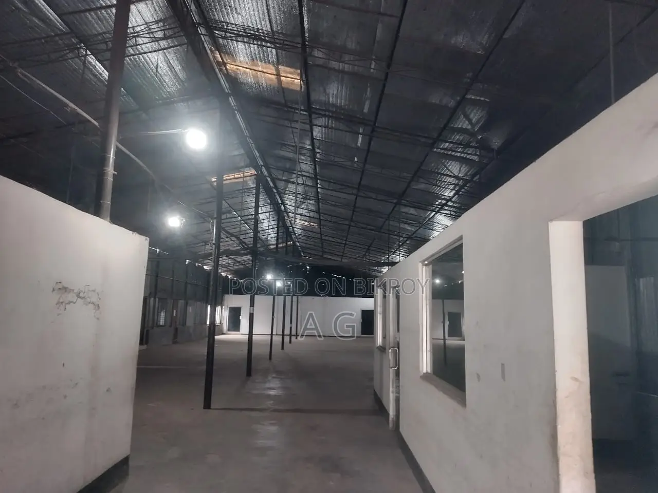 ভাড়ার জন্য ৩০,০০০ বর্গফুটের জায়গা উপলব্ধ