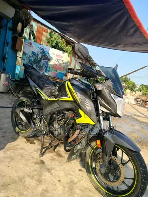 হোন্ডা হর্নেট ২০২১ সবুজ