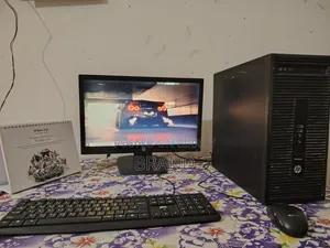 Desktop Computer HP ProOne 400 G3 4GB Intel Core i3 HDD 500GB