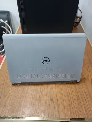 Laptop Dell Latitude E7450 8GB Intel Core I5 SSD 256GB