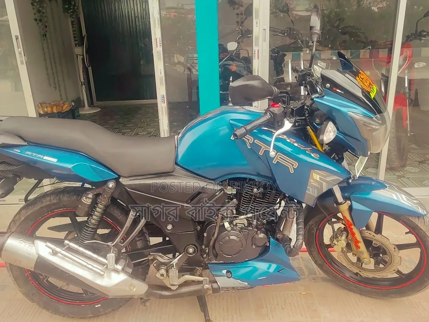 TVS Apache RTR 160 2V 2018 Blue