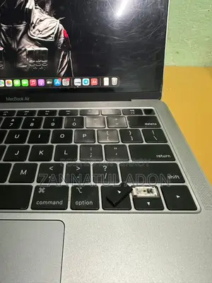 Laptop Apple MacBook 2019 8GB Intel Core I5 SSD 256GB