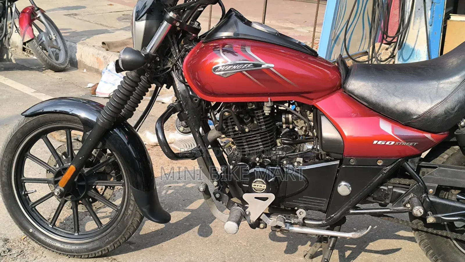 Bajaj Avenger 160 Street 2021 Red