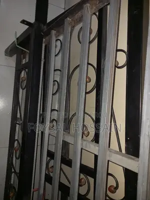 Metal Bed Queen Size