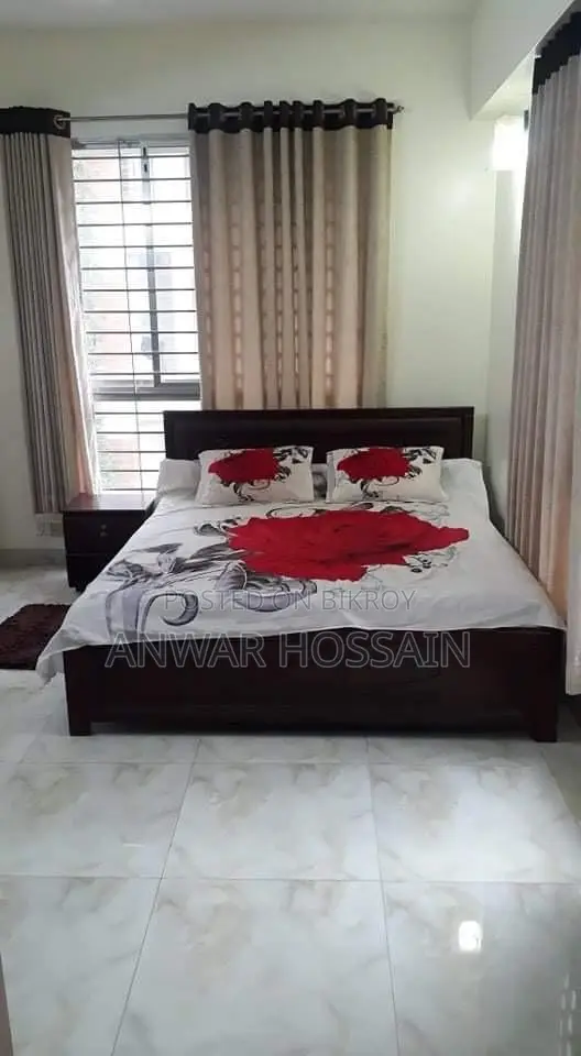 বসুন্ধরায় সাজানো ৩-বেডরুমের বাড়ি বিক্রয়ের জন্য