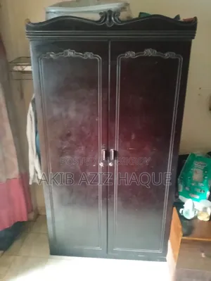 মালয়েশিয়ান ওক কাঠের আলমারি