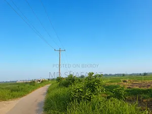 ঢাকা আব্দুল্লাপুরের কাছে রাস্তার পাশে ৩ কাঠা জমি বিক্রি হবে