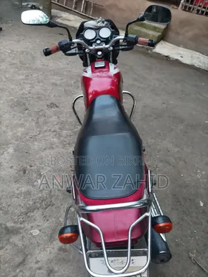 Bajaj CT 100 2017 Red