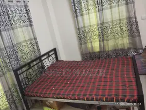 High-Quality Steel Bed