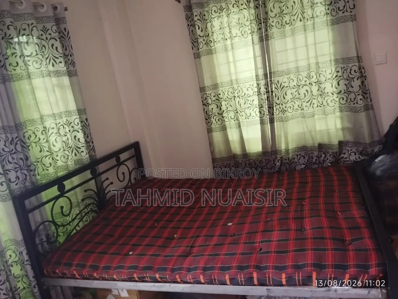 High-Quality Steel Bed