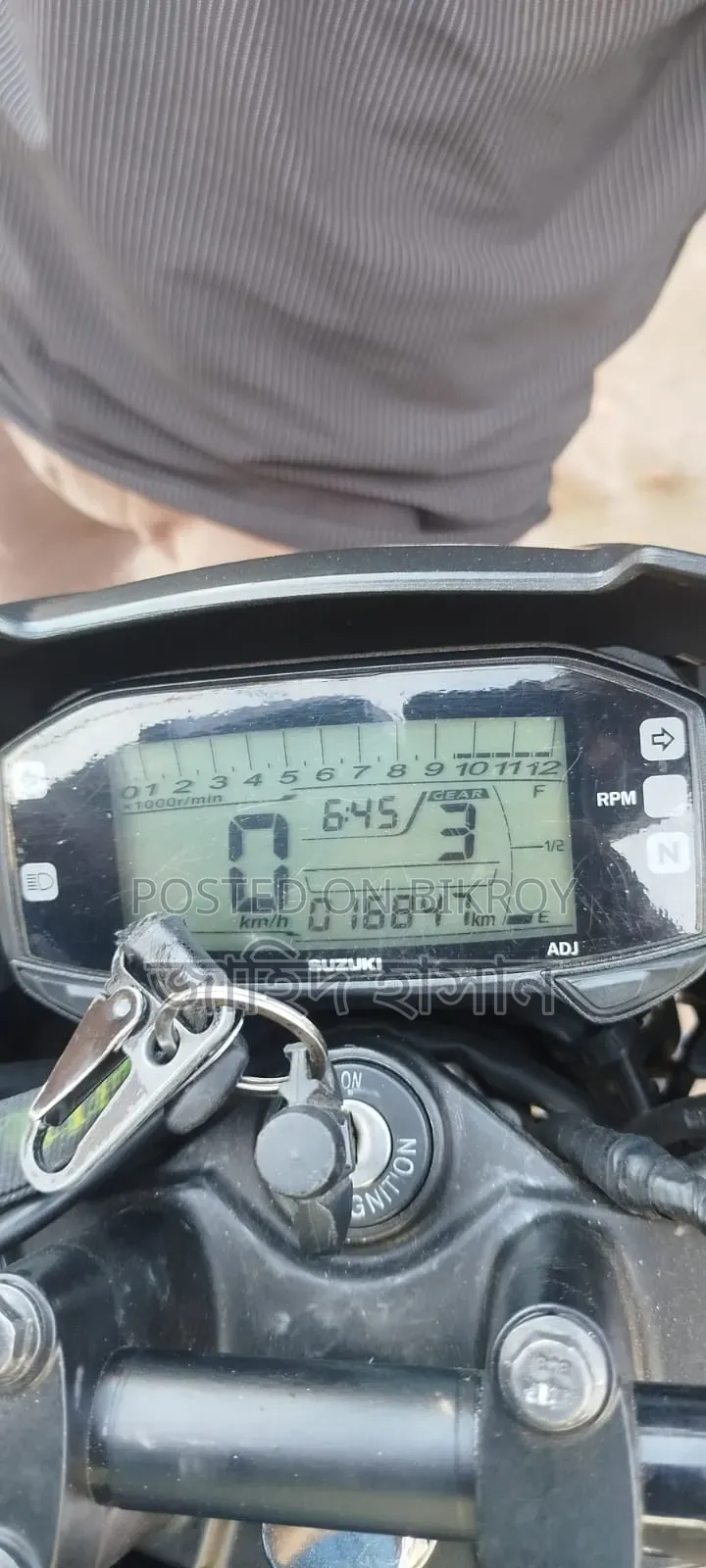 Suzuki Gixxer 2025