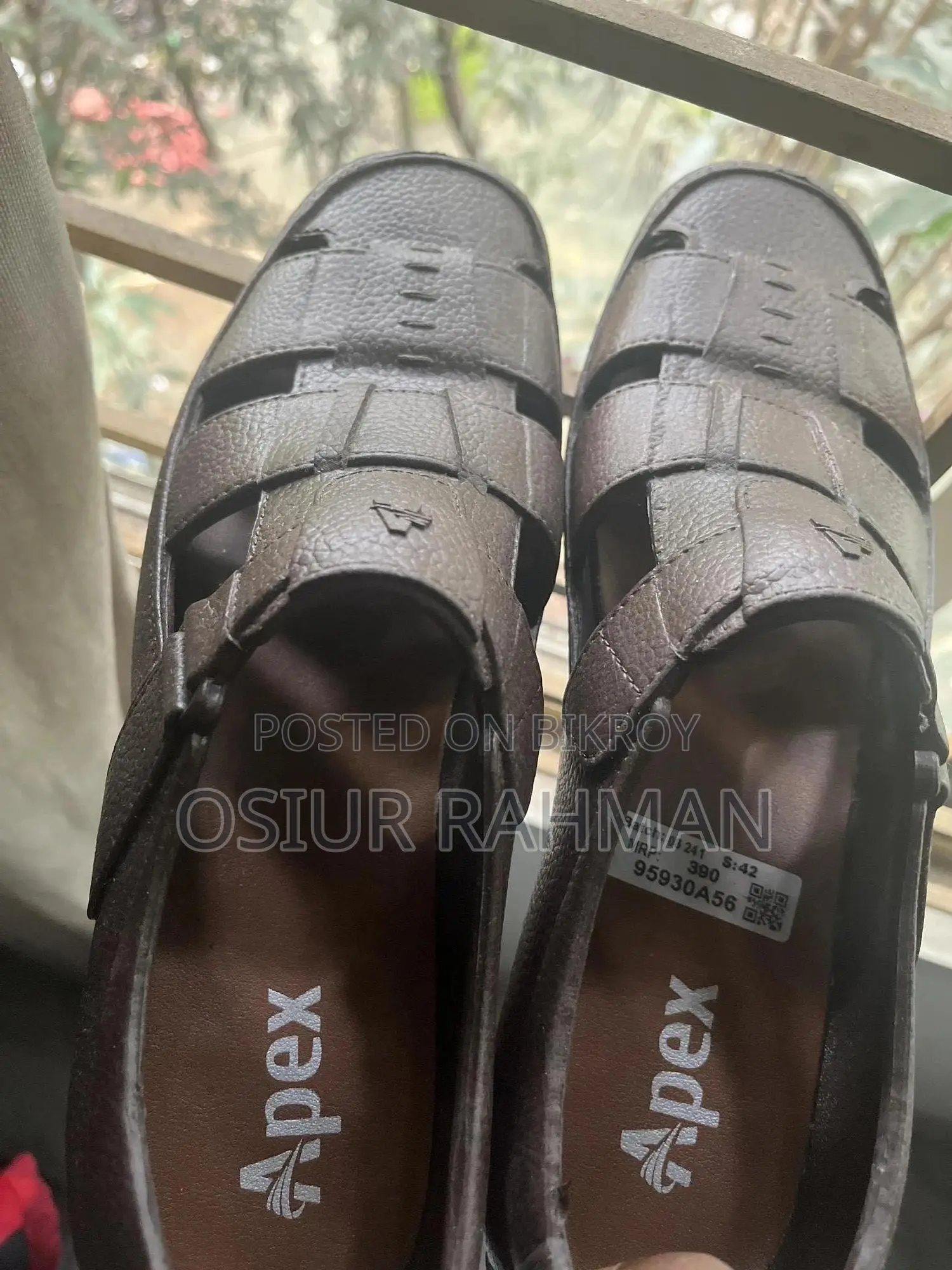 Apex Sandals
