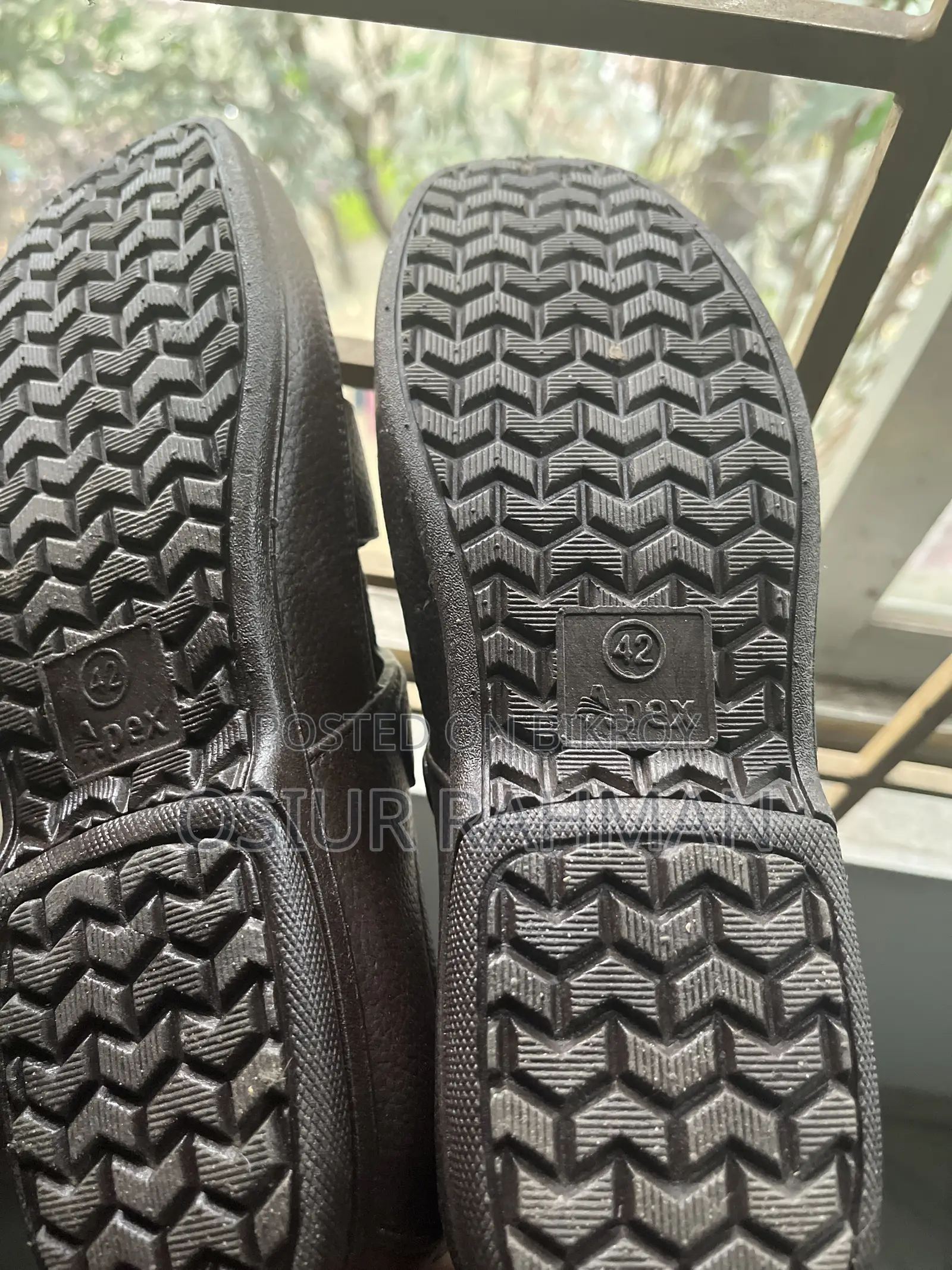 Apex Sandals