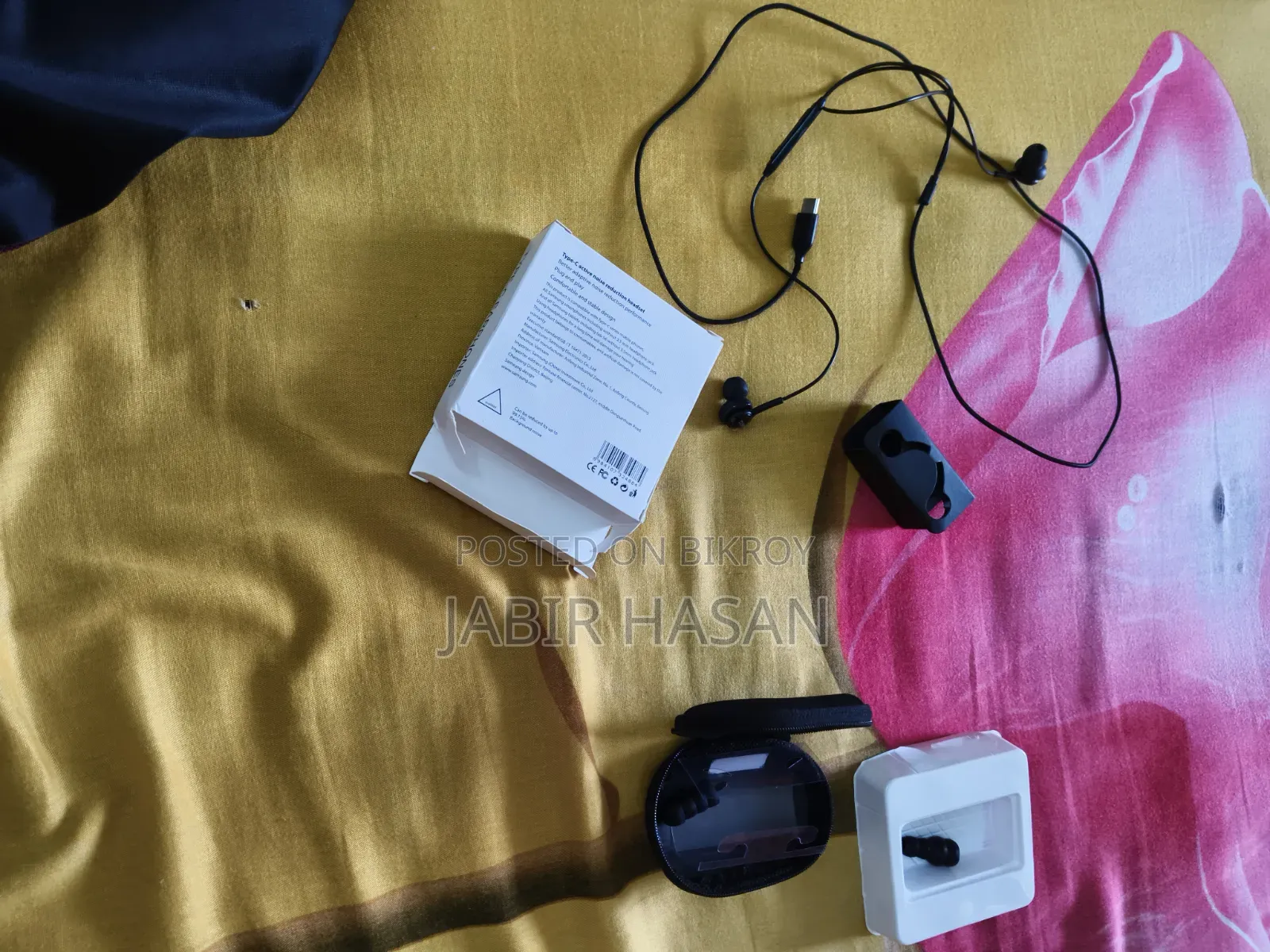 একেজি টাইপ-সি ইয়ারফোনস