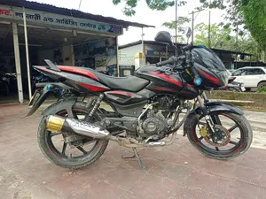 বাজাজ পালসার ১৫০ ২০১৮ কালো
