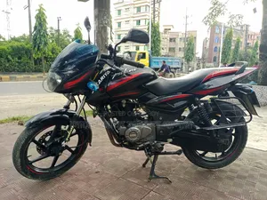 বাজাজ পালসার ১৫০ ২০১৮ কালো