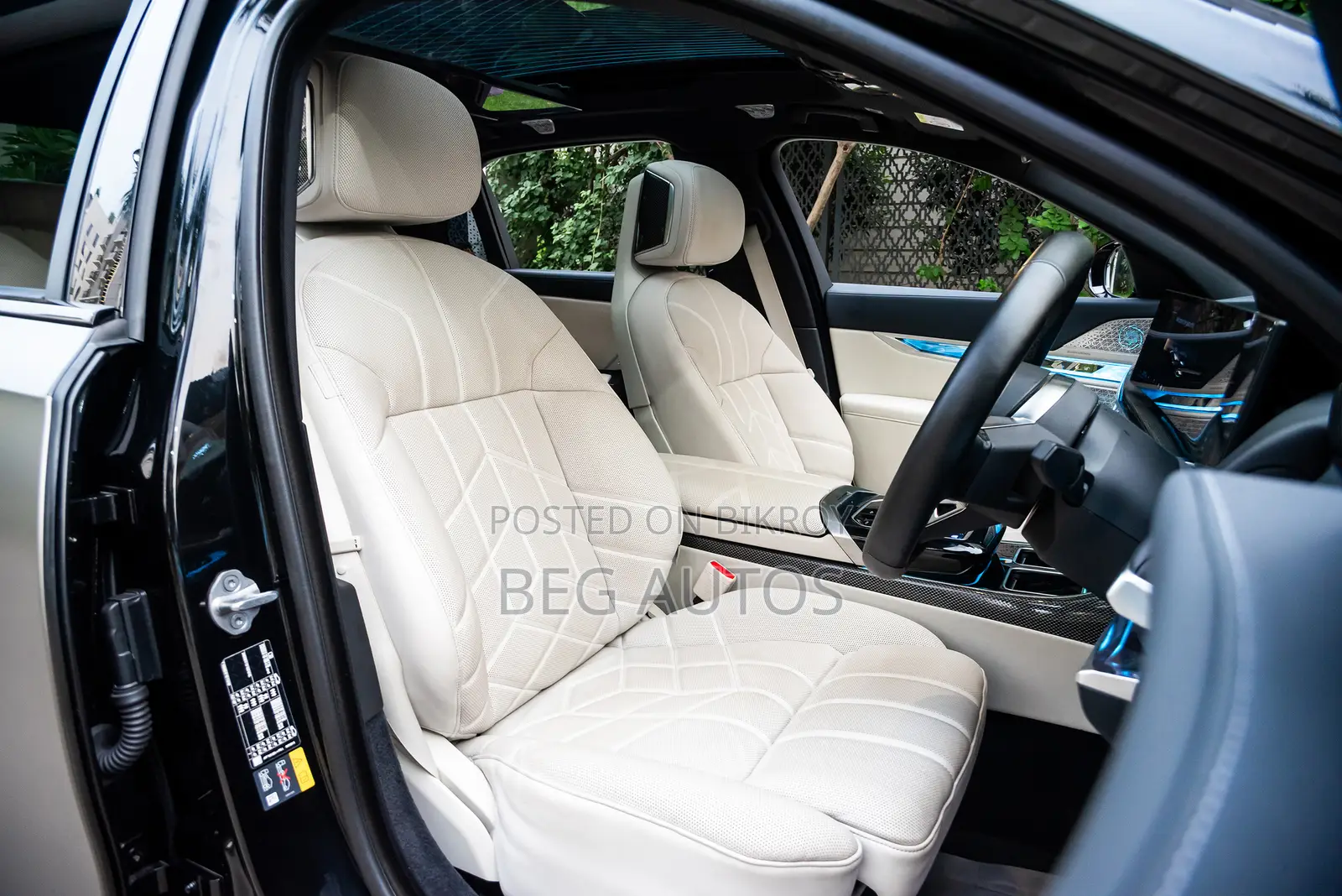 New BMW i7 2025