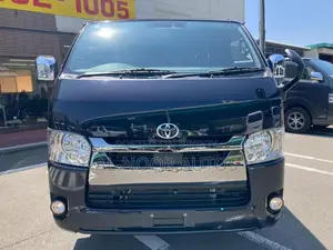Toyota HiAce 2021 Black