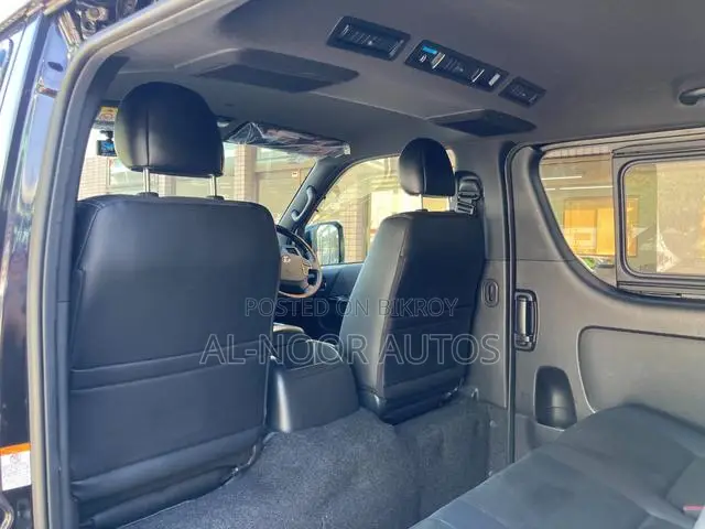 Toyota HiAce 2021 Black