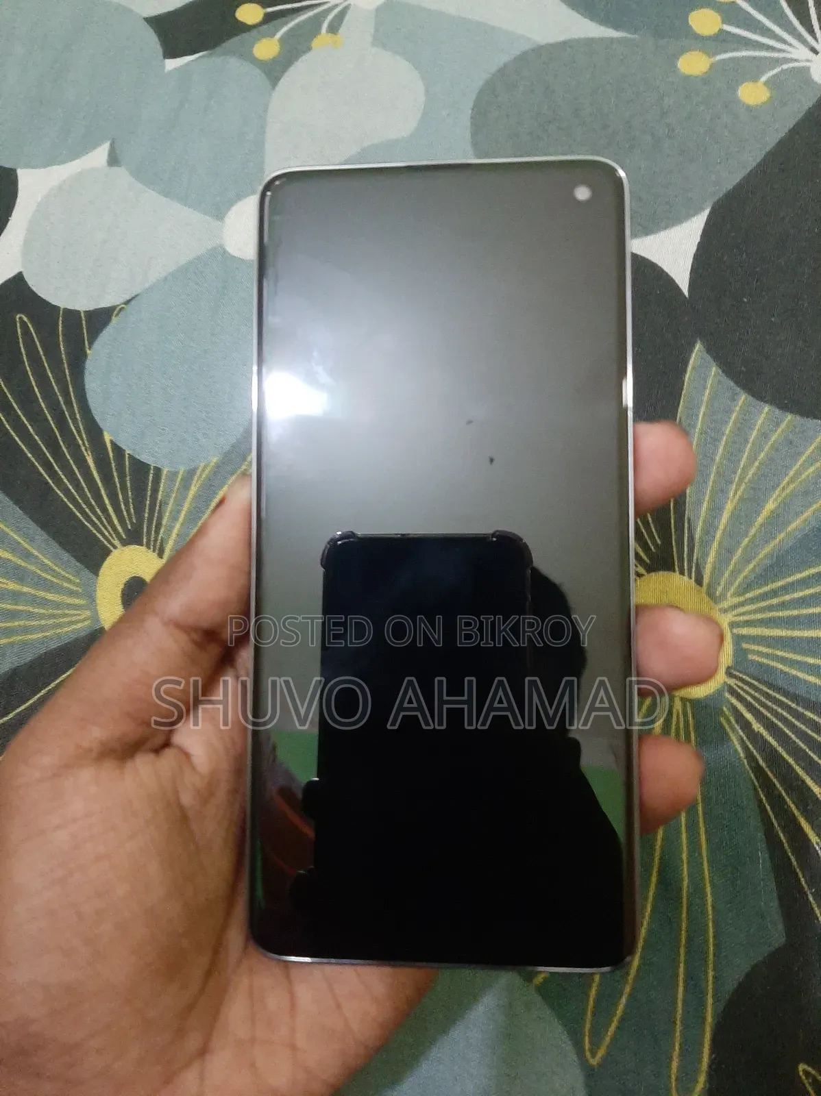 New Samsung Galaxy S10 128 GB Black