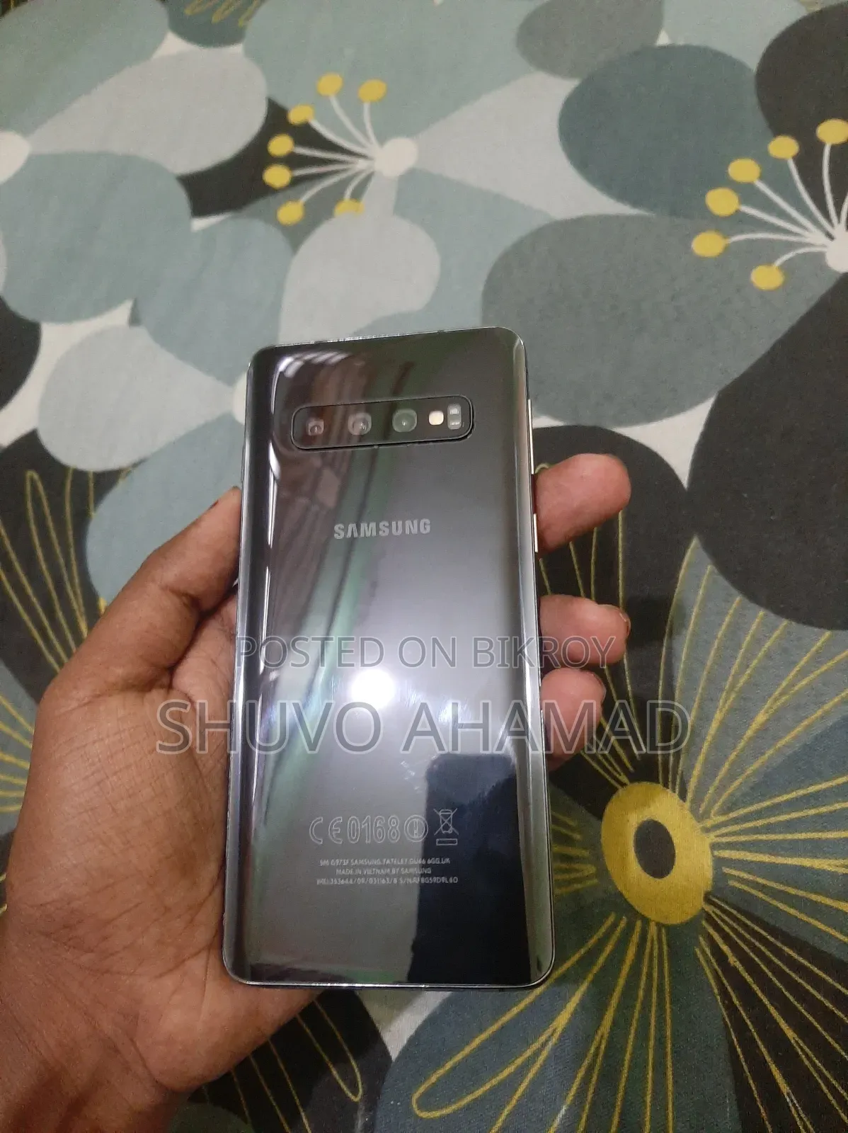 New Samsung Galaxy S10 128 GB Black